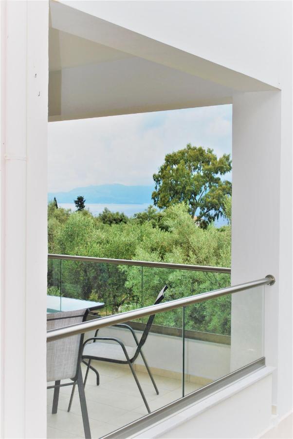 Q Luxury Rooms Paleros Exterior photo