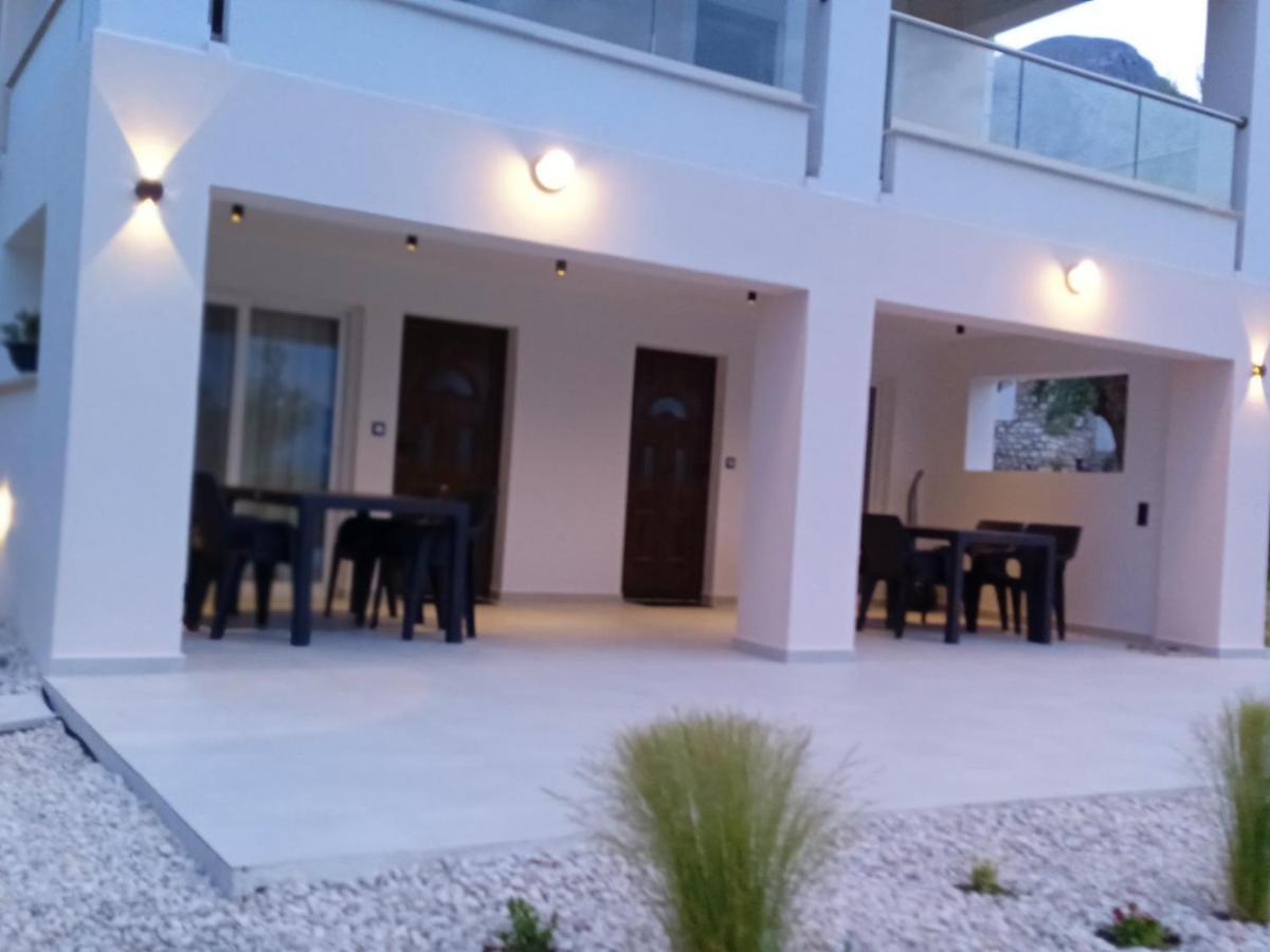 Q Luxury Rooms Paleros Exterior photo