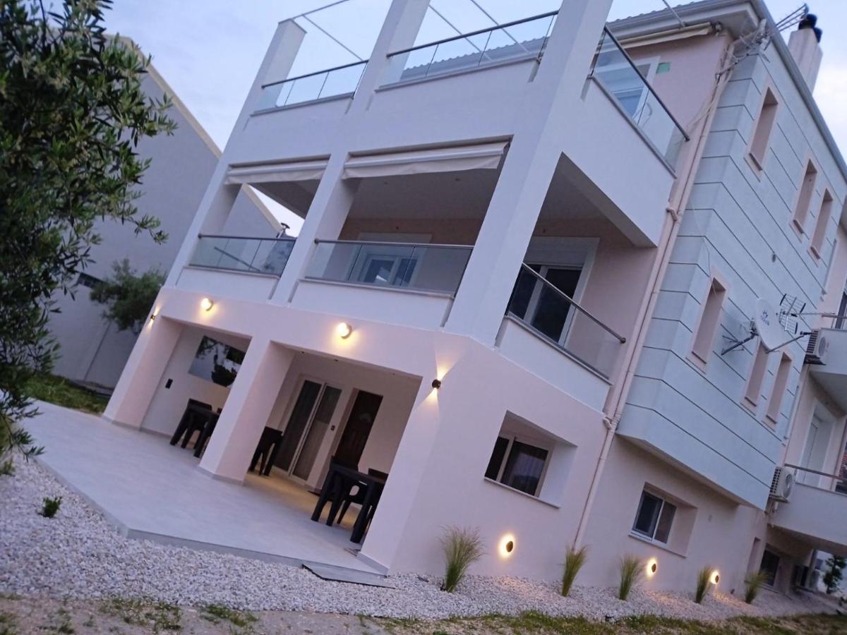 Q Luxury Rooms Paleros Exterior photo