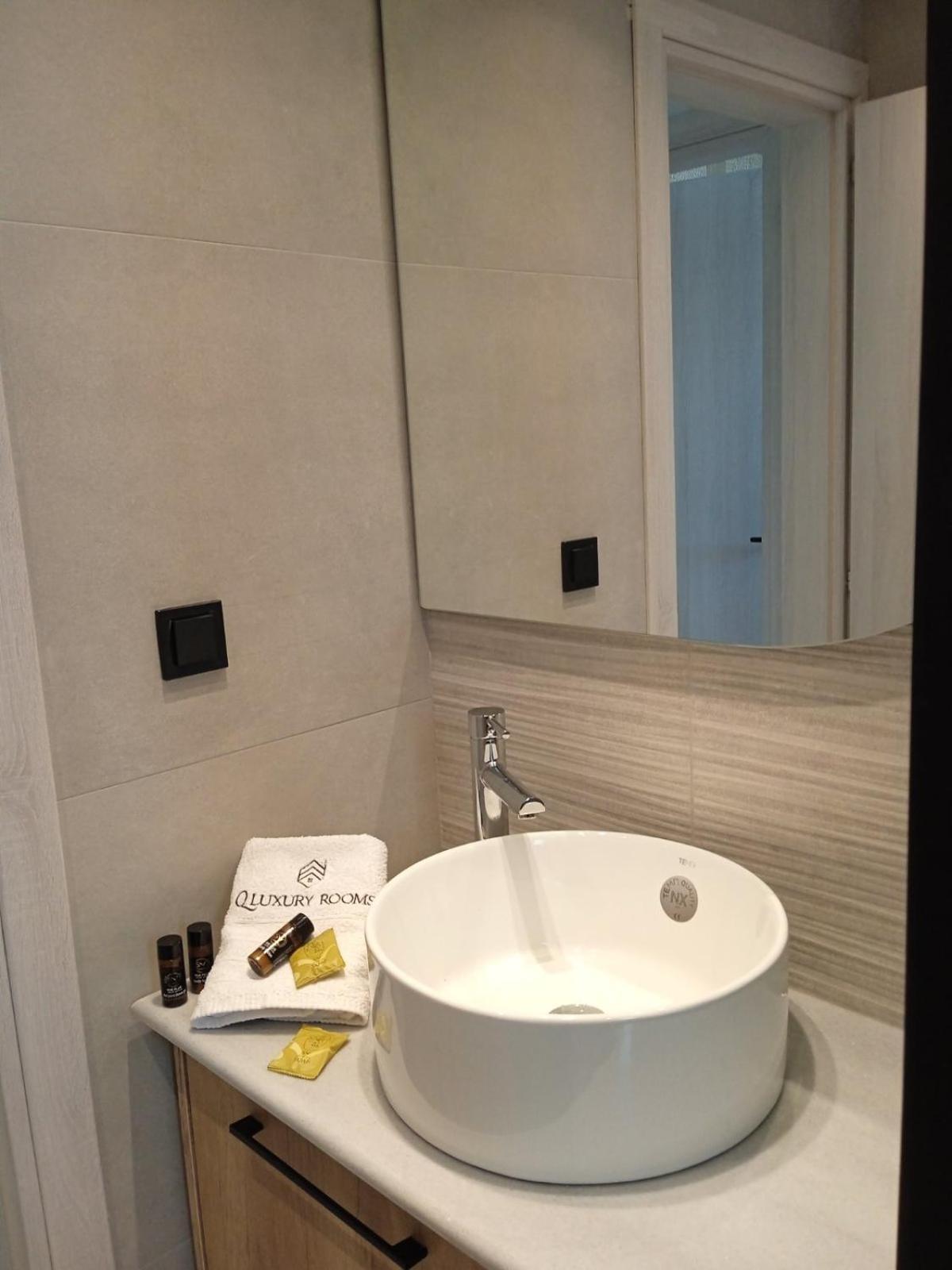 Q Luxury Rooms Paleros Room photo
